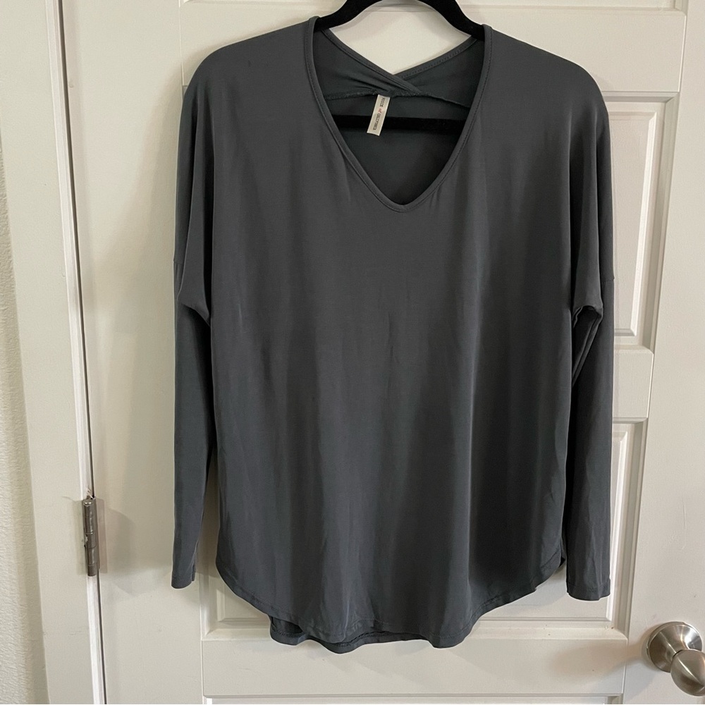 Voice Of California Women Grey Long Crystals On Sleeve V Neck Blouse Top Size S